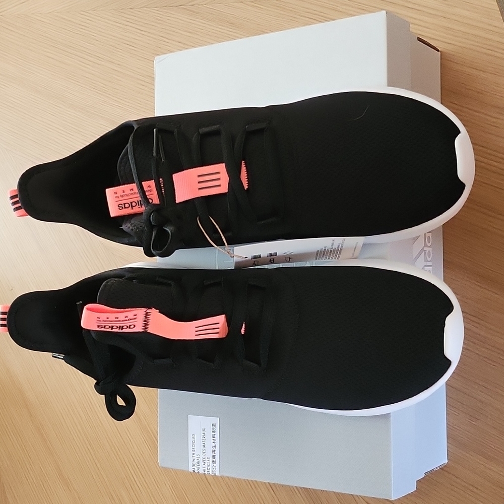 Womens Adidas shoes